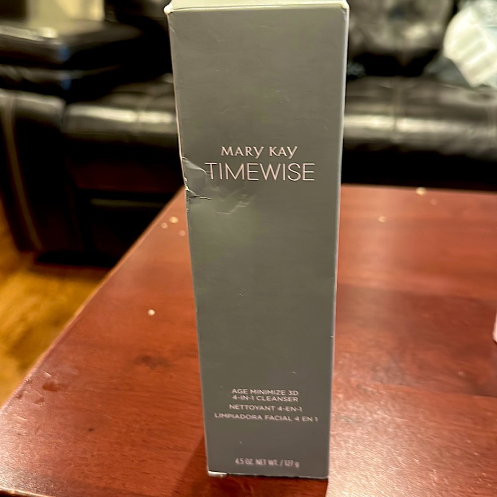 Mary Kay Age Minimize 3D 4-in-1 Cleanser